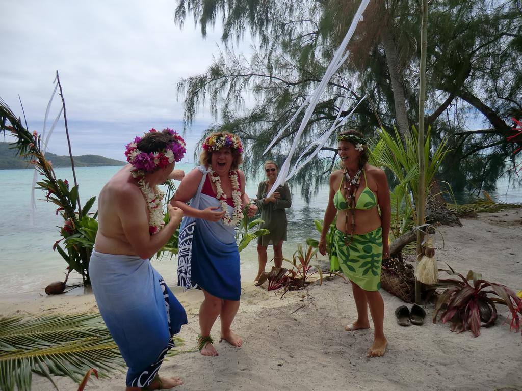 Pension Hibiscus Tahaa Uturoa Экстерьер фото